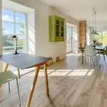 2 Bedroom In *
