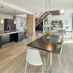 2 Bedroom In *