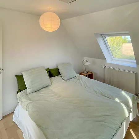 2 Bedroom In *