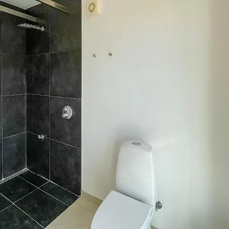 2 Bedroom In * Harpelunde