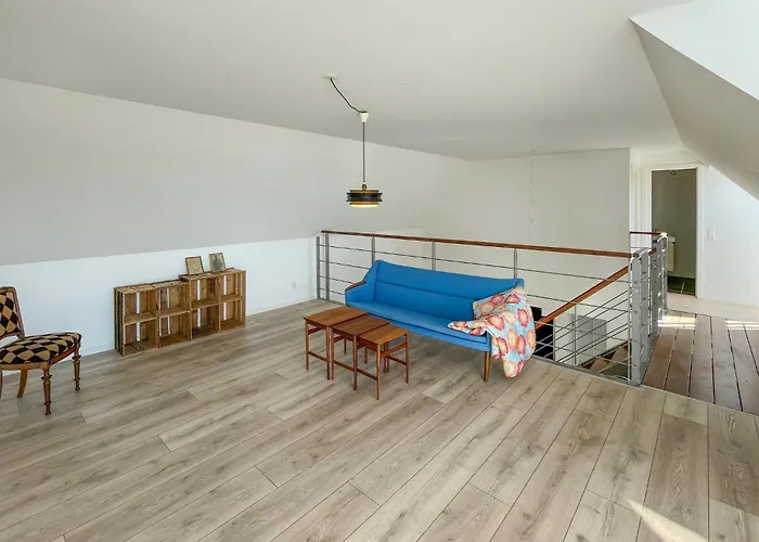 2 Bedroom In Casa vacanze *