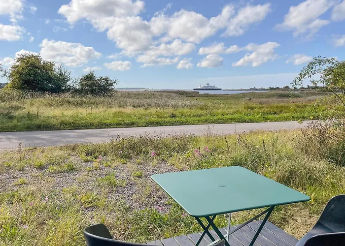 2 Bedroom In Harpelunde