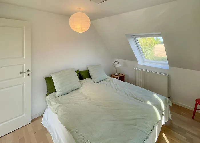 2 Bedroom In *